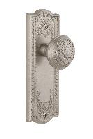 GrandeurPARWINParthenon Plate Privacy with Windsor Knob