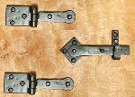 Agave IronworksLA0056" H × 1.5" Pair Small Door Hinges and Latch